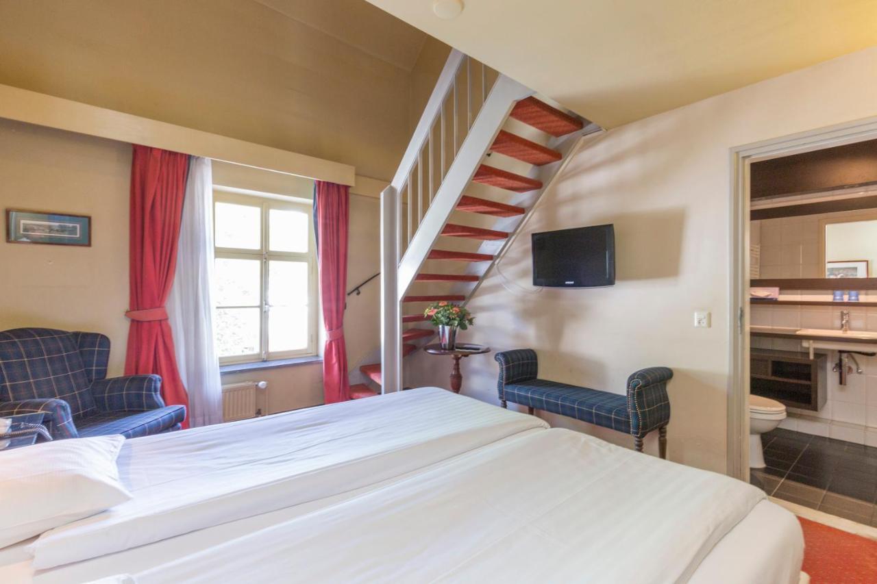Fletcher Hotel-Restaurant Kasteel Erenstein Керкраде Екстериор снимка