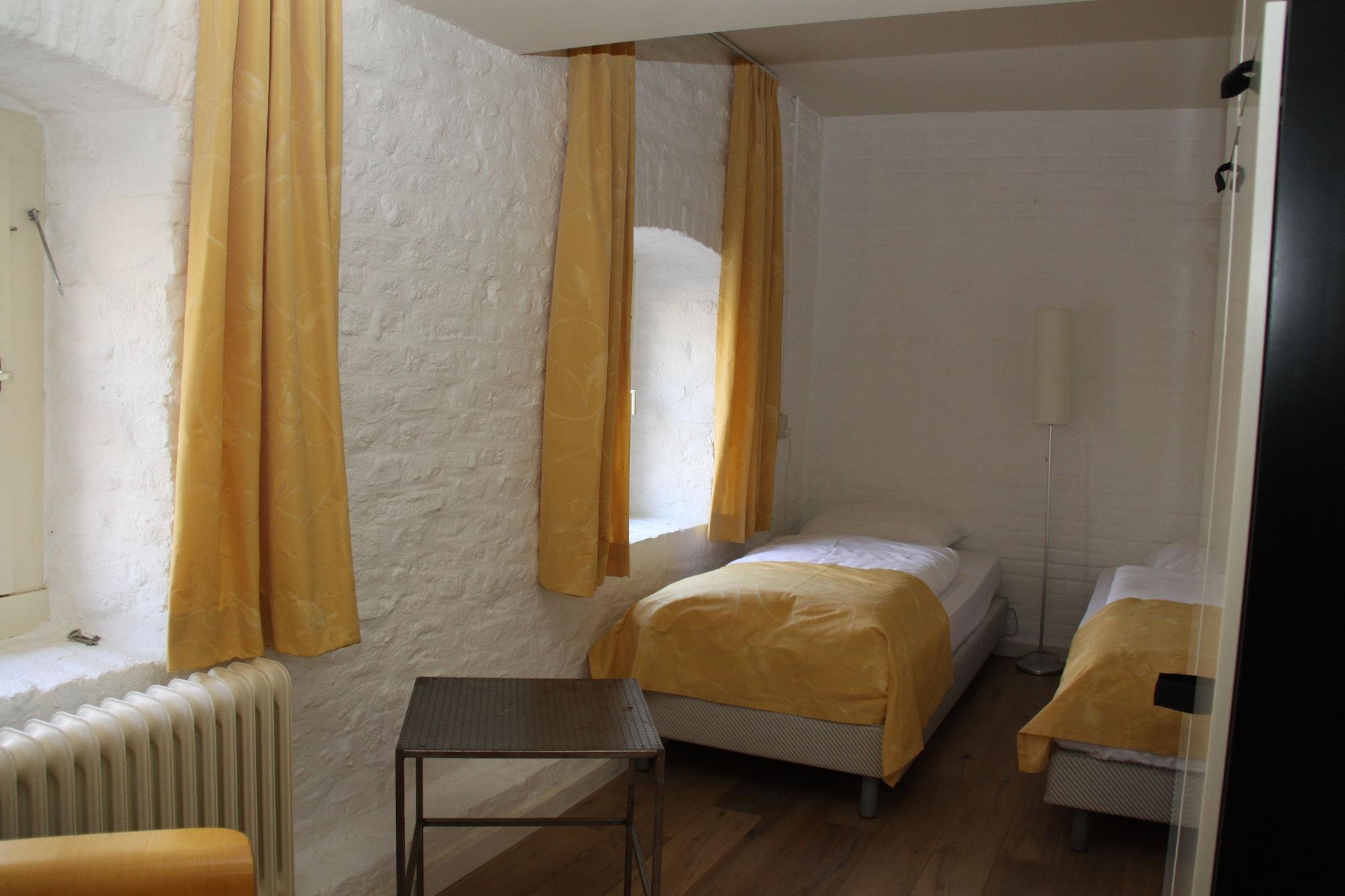 Fletcher Hotel-Restaurant Kasteel Erenstein Керкраде Екстериор снимка