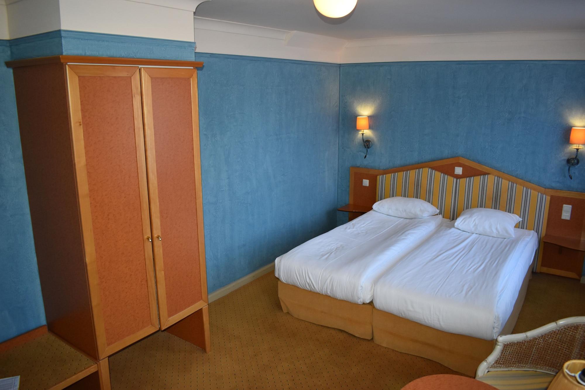 Fletcher Hotel-Restaurant Kasteel Erenstein Керкраде Екстериор снимка